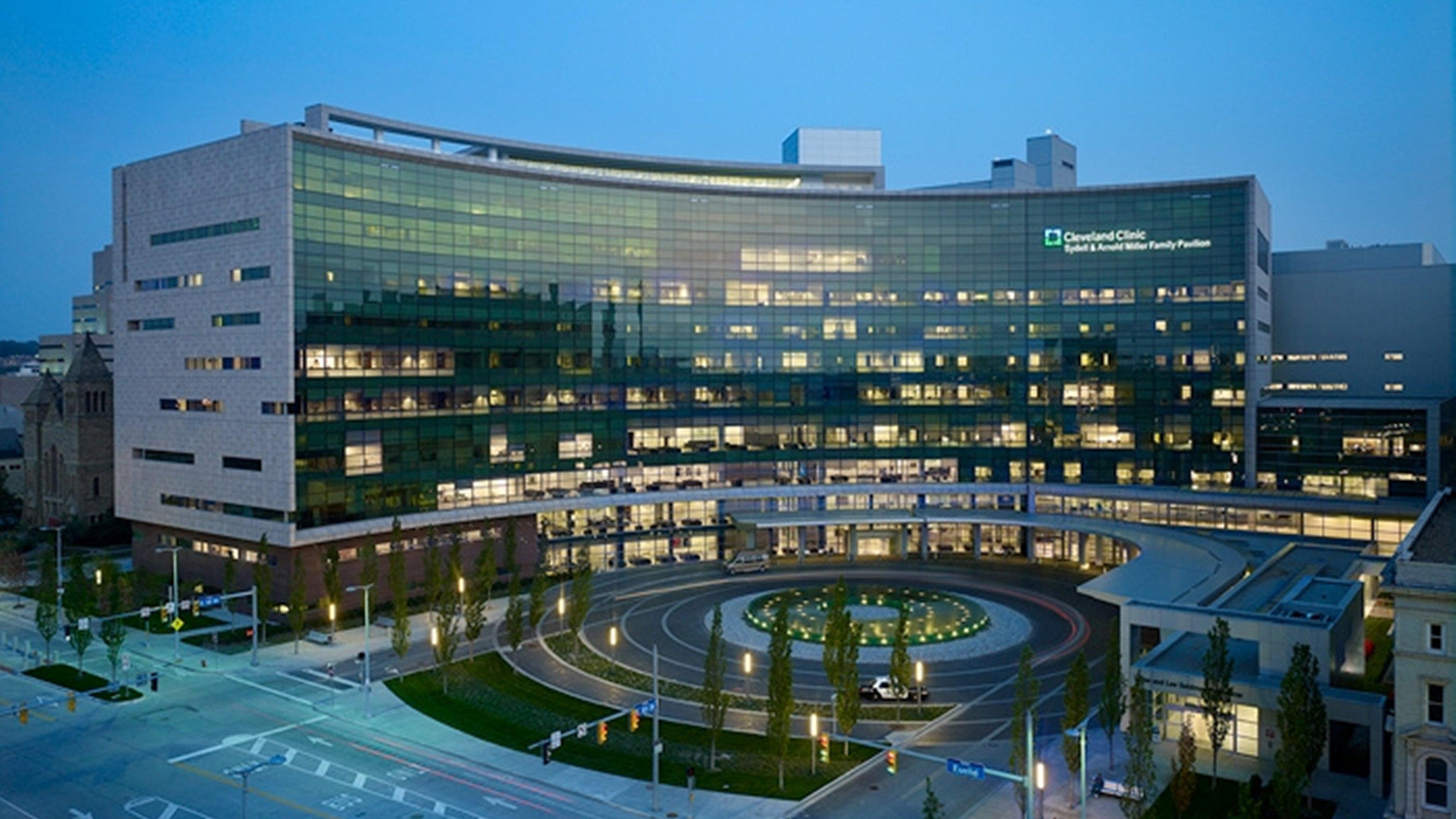 Holiday Inn Cleveland Clinic By Ihg Екстериор снимка