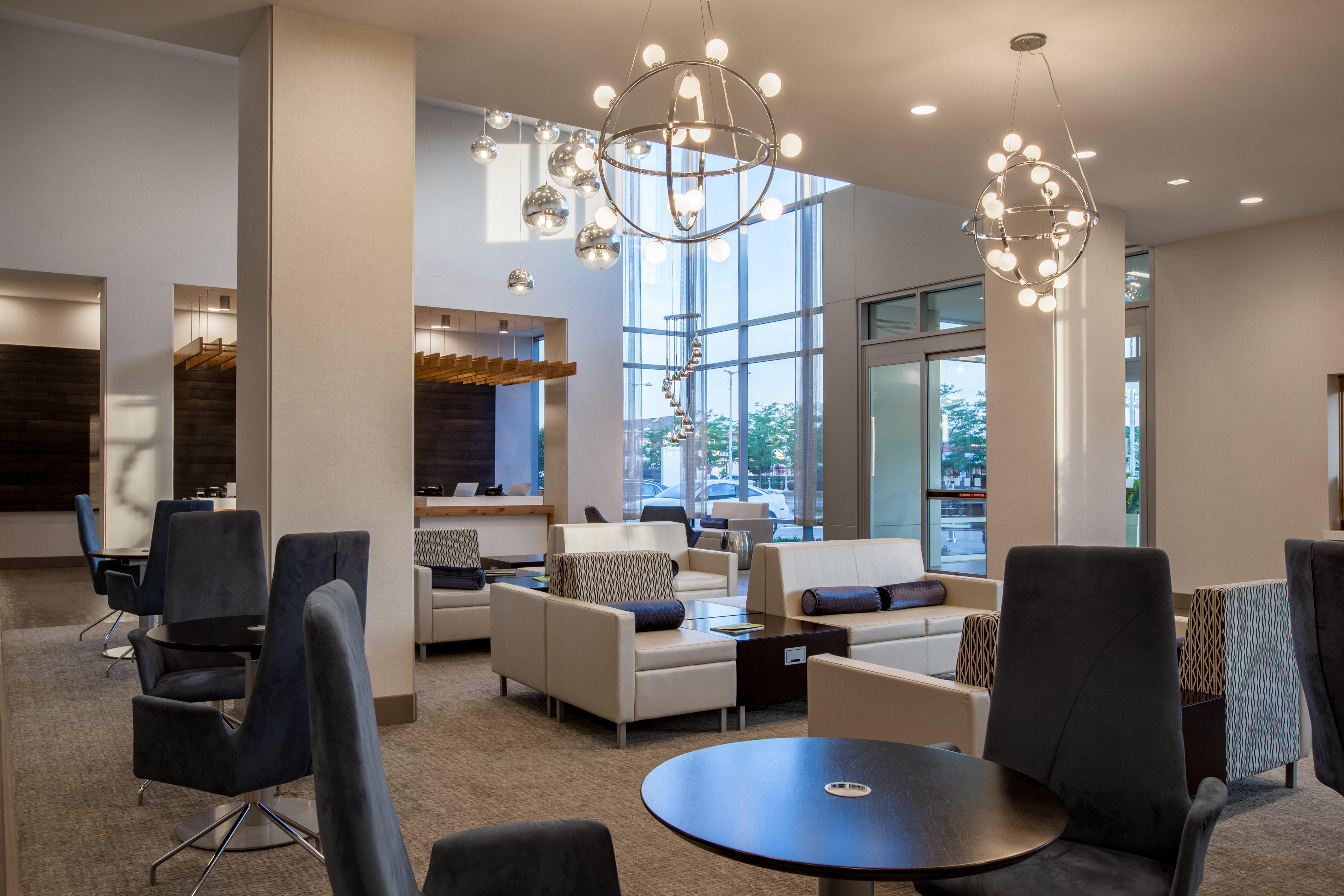Holiday Inn Cleveland Clinic By Ihg Екстериор снимка