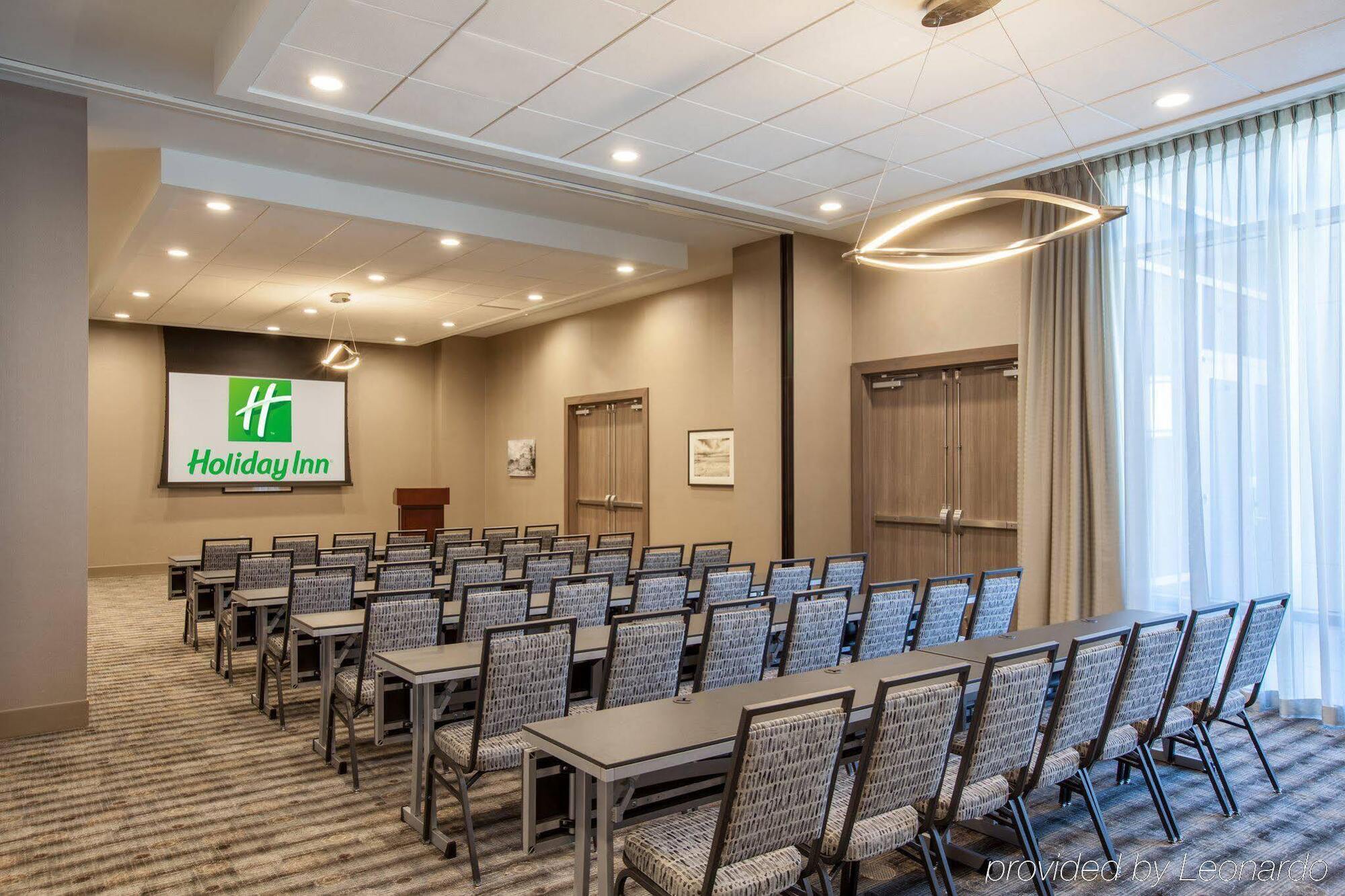 Holiday Inn Cleveland Clinic By Ihg Екстериор снимка
